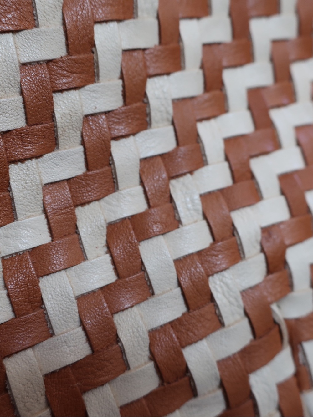 Clare V. Petit Moyen in Natural Cream Woven Zig Zag - Picture 8 of 11
